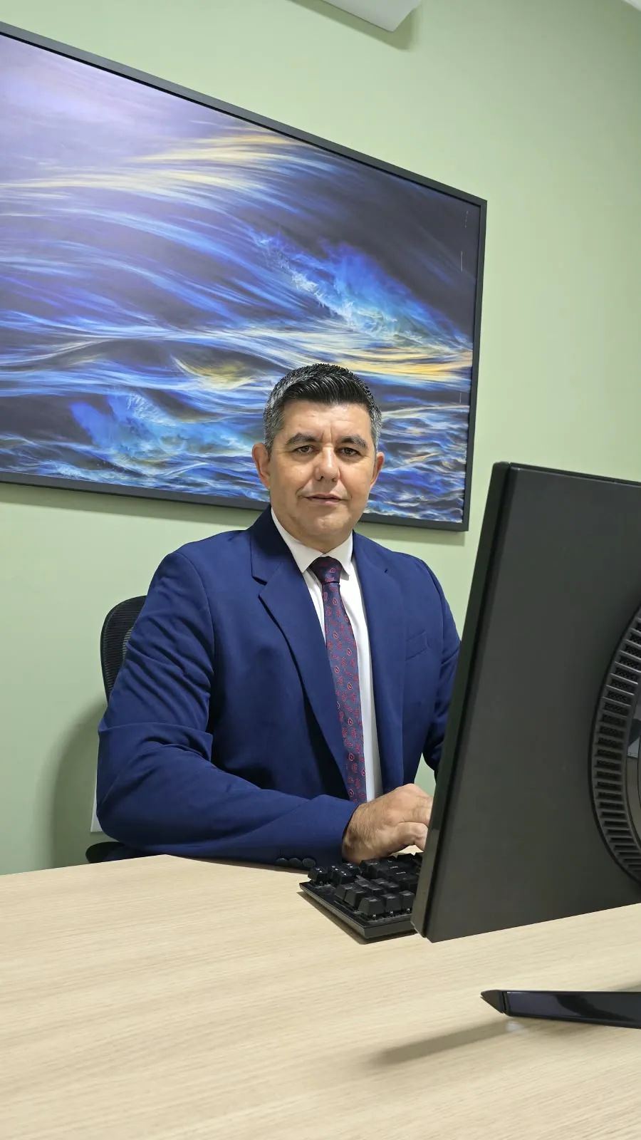 Dr. Alessandro Gustavo Faria no escritório AGF Advogados Associados